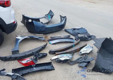 2015 Toyota Corolla Le из США, поврежденный, VIN 2T1BURHE7FC419091